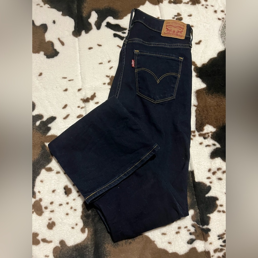 Levi bootcut jean size 25
